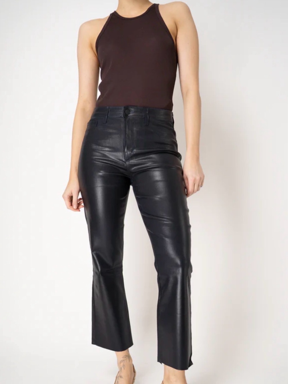 L'AGENCE KENDRA COATED CROPPED JEANS IN BLACK